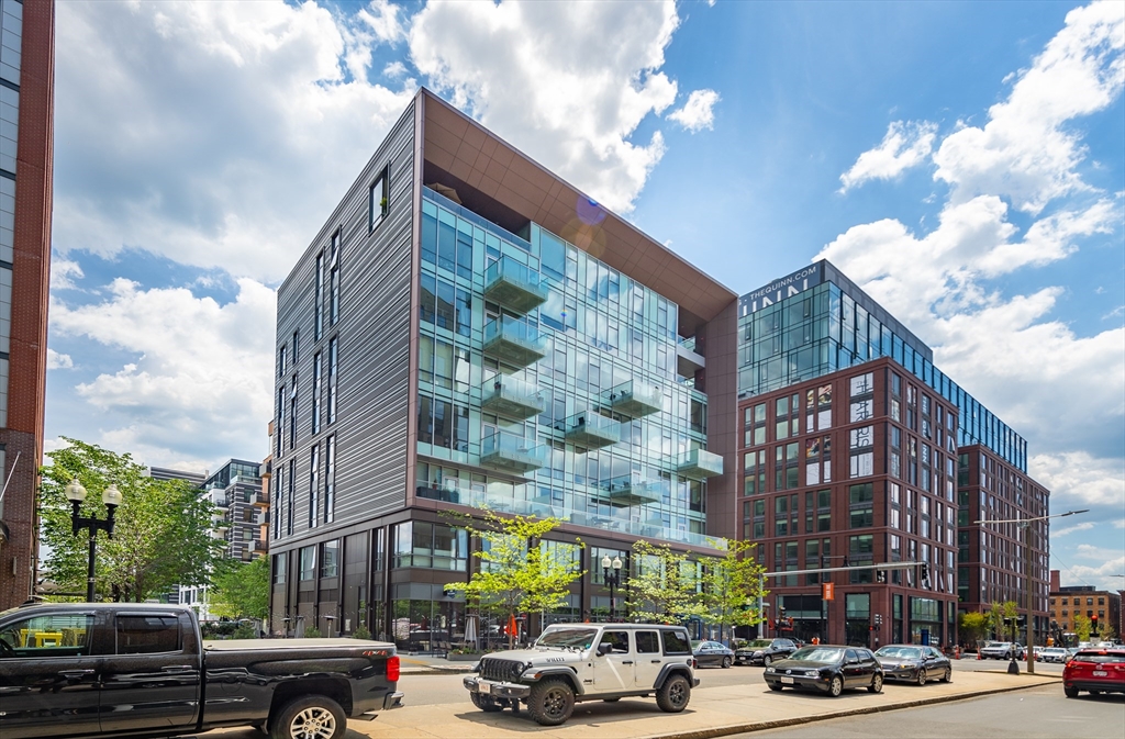 32 Traveler Street, Unit PH8 Boston, MA 02118 - Photo 21 of 38 a building view