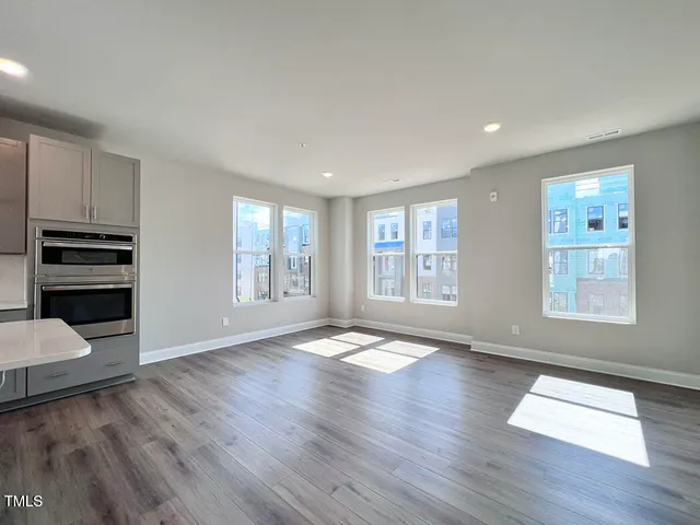 $2,900 | 1247 Shaw View Alley, Unit 201, Raleigh, NC 27601