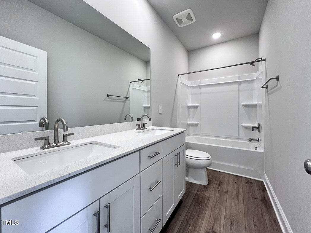 1247 Shaw View Alley, Unit 201 Raleigh, NC 27601 - Photo 32 of 49 second bath 2