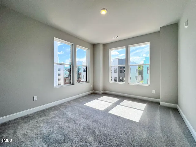 $2,900 | 1247 Shaw View Alley, Unit 201, Raleigh, NC 27601