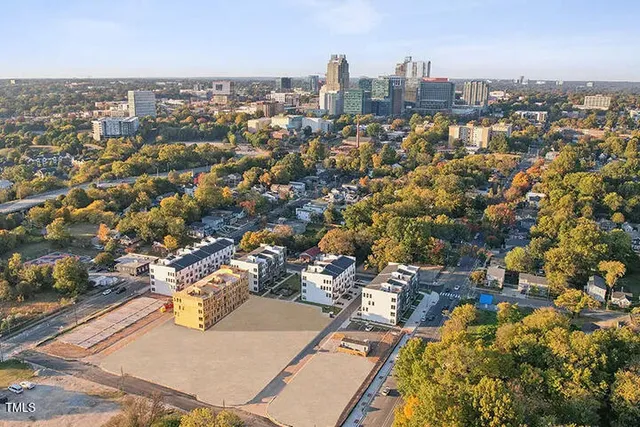 $2,900 | 1247 Shaw View Alley, Unit 201, Raleigh, NC 27601