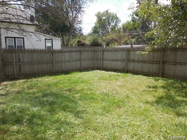 16003 West Thirteen Mile Road Southfield, MI 48076 - Photo 7 of 16