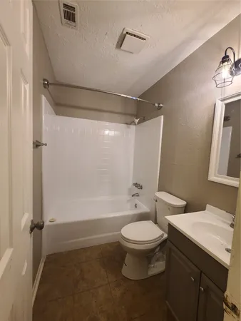 $1,500 | 17423 Fir Road, Alvin, TX 77511