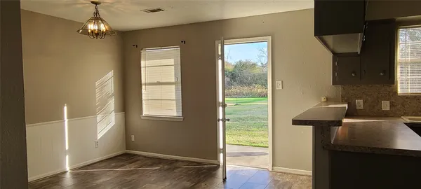 $1,500 | 17423 Fir Road, Alvin, TX 77511