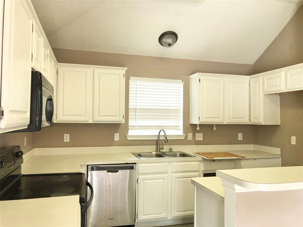 11409 Canoe Road Frisco, TX 75035 - Photo 6 of 16