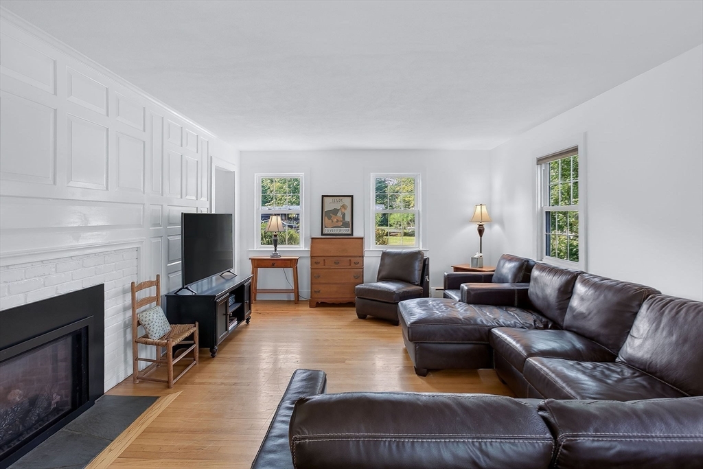 22 Post Road Lenox, MA 01240 - Photo 12 of 38 Gallery Image 12