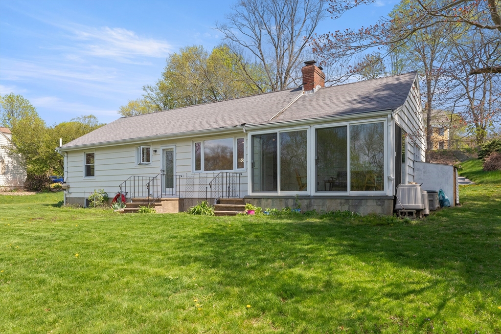 77 High Street Topsfield, MA 01983 - Photo 6 of 33 Gallery Image 6