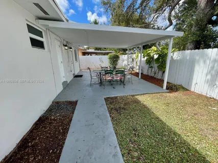 a view of outdoor space