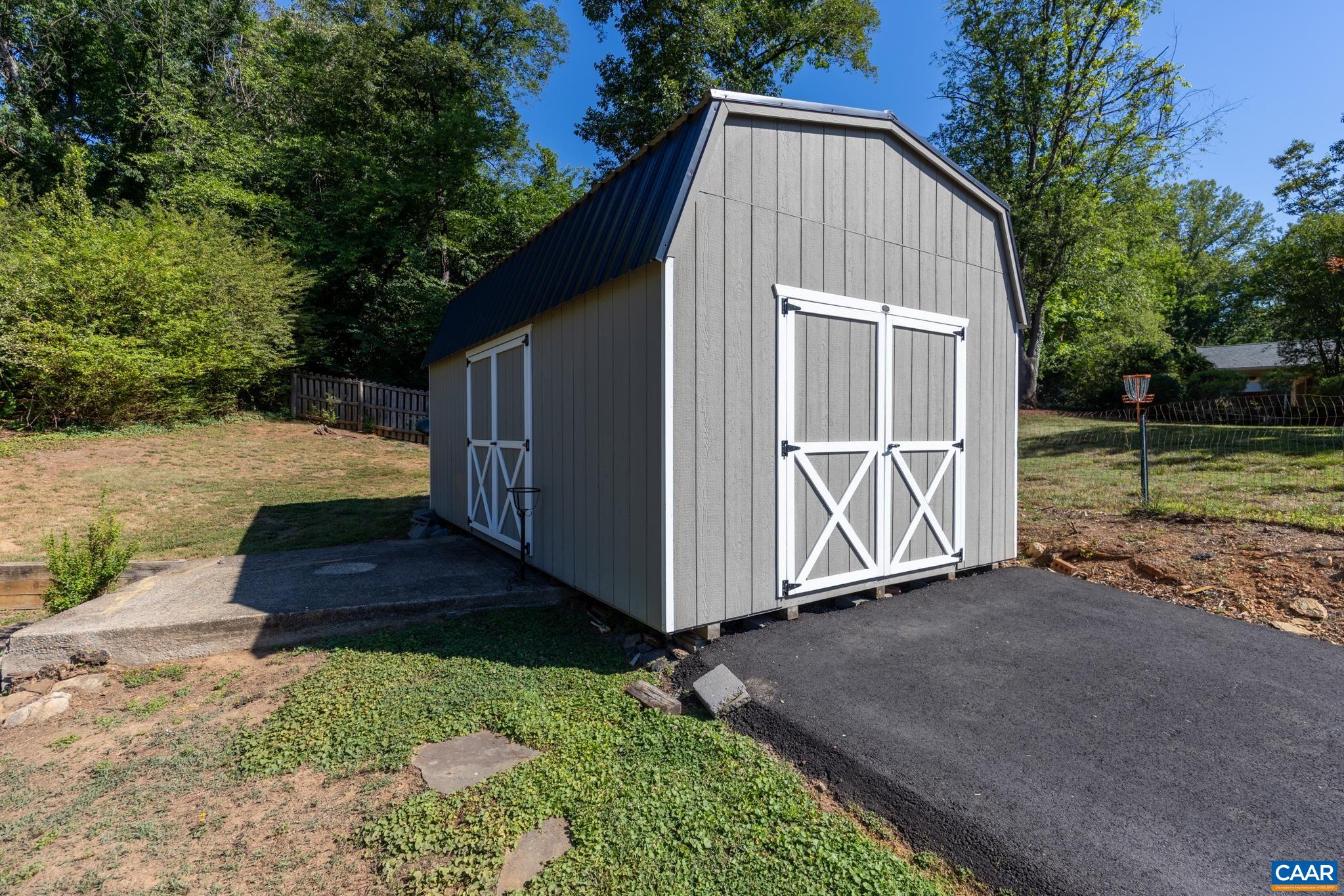 327 Brentwood Road Charlottesville, VA 22901 - Photo 36 of 44