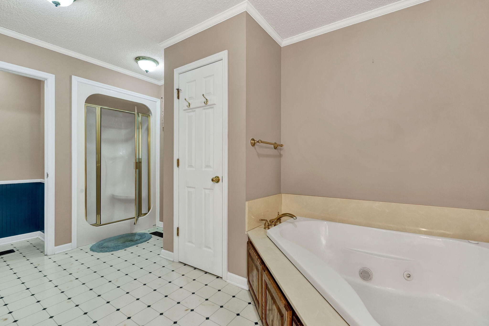 1582 Eads Bluff Road Northwest Georgetown, TN 37336 - Photo 19 of 57 a bathroom with a bathtub and a shower