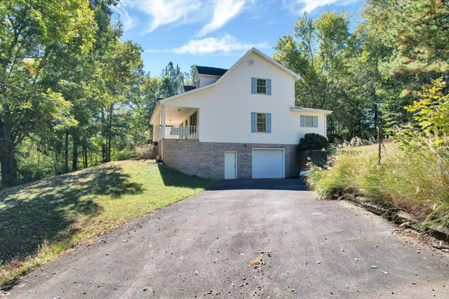$515,000 | 1582 Eads Bluff Road Northwest, Georgetown, TN 37336