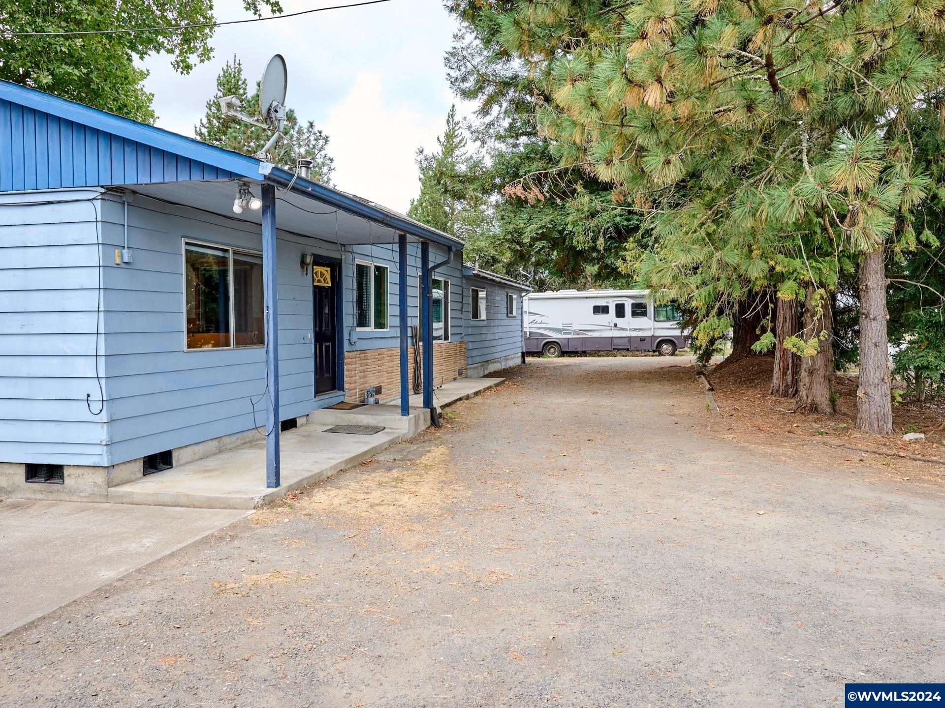 13422 Hobart Road Northeast Silverton, OR 97381 - Photo 2 of 47 Gallery Image 2