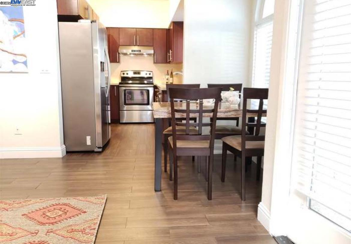 1405 Forest Run Hercules, CA 94547 - Photo 15 of 21 a view of a dining room with furniture