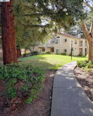 $395,000 | 1405 Forest Run, Hercules, CA 94547