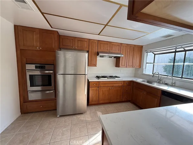 $3,850 | 452 West Huntington Drive, Unit E, Arcadia, CA 91007