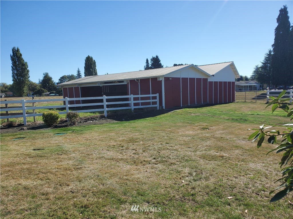 10901 Peter Anderson Road Burlington, WA 98233 - Photo 23 of 27 Gallery Image 23