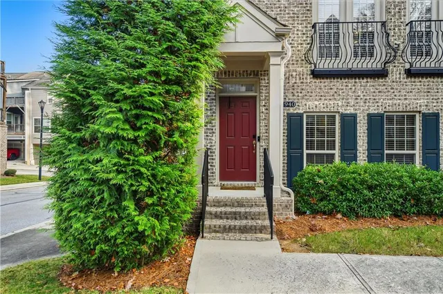 $3,400 | 1940 Discovery Park Lane, Decatur, GA 30033