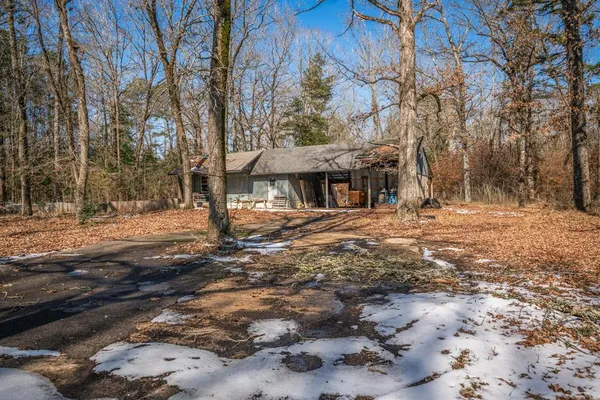 $224,999 | 946 County Road 1577, Hughes Springs, TX 75656