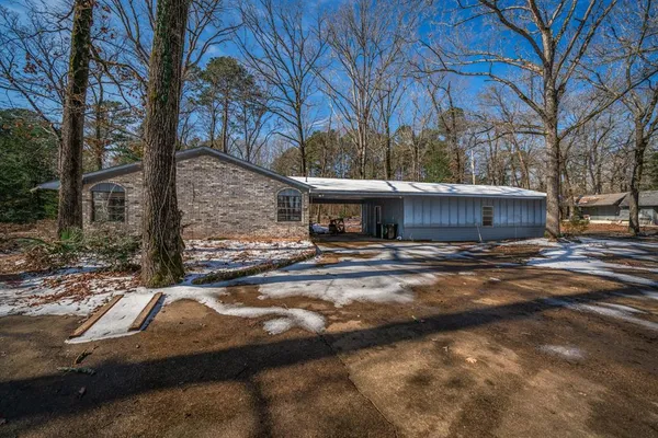 $224,999 | 946 County Road 1577, Hughes Springs, TX 75656