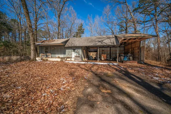 $224,999 | 946 County Road 1577, Hughes Springs, TX 75656