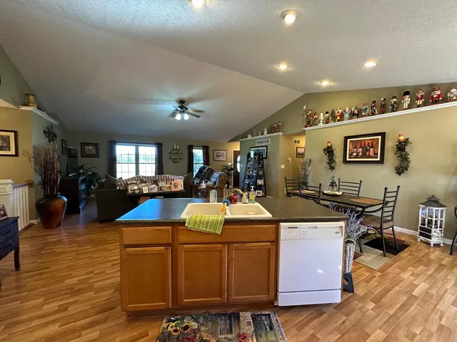 $459,999 | 11081 Brookhill Drive, Brookville, IN 47012