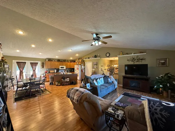 $424,999 | 11081 Brookhill Drive, Brookville, IN 47012
