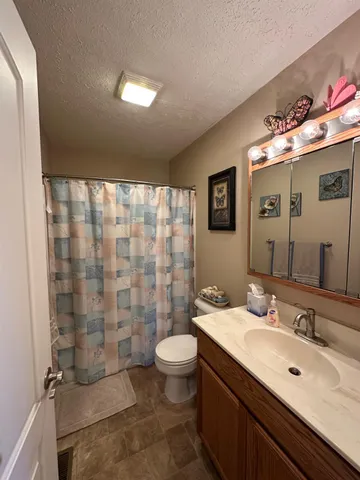 $459,999 | 11081 Brookhill Drive, Brookville, IN 47012