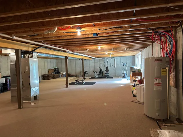 $459,999 | 11081 Brookhill Drive, Brookville, IN 47012