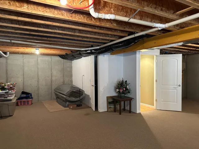 $459,999 | 11081 Brookhill Drive, Brookville, IN 47012