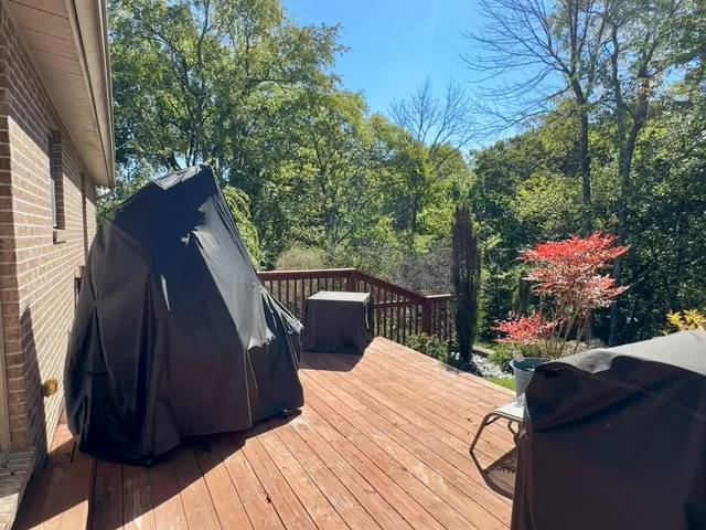 $459,999 | 11081 Brookhill Drive, Brookville, IN 47012