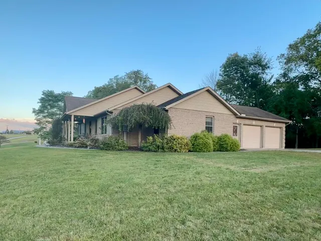 $459,999 | 11081 Brookhill Drive, Brookville, IN 47012
