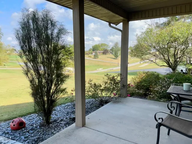 $459,999 | 11081 Brookhill Drive, Brookville, IN 47012