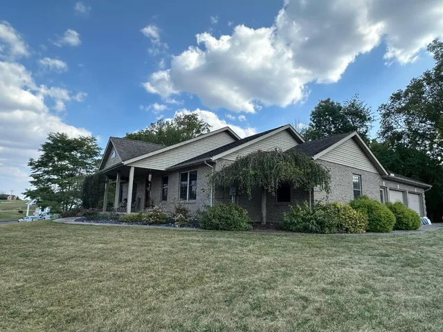 $459,999 | 11081 Brookhill Drive, Brookville, IN 47012