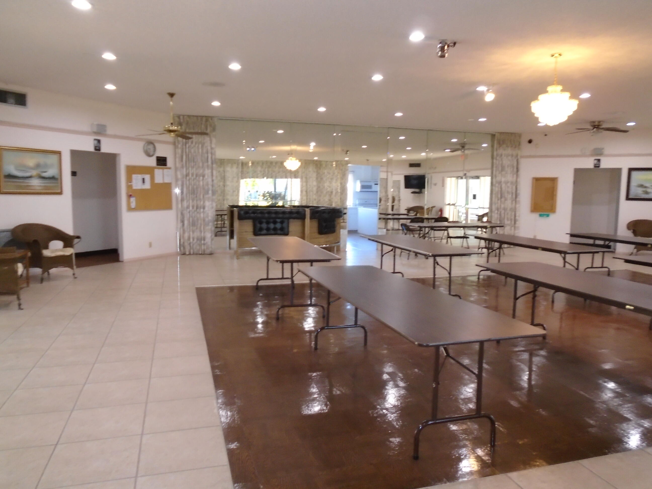 3500 Springdale Boulevard, Unit 304 Palm Springs, FL 33461 - Photo 25 of 34 DSC01244