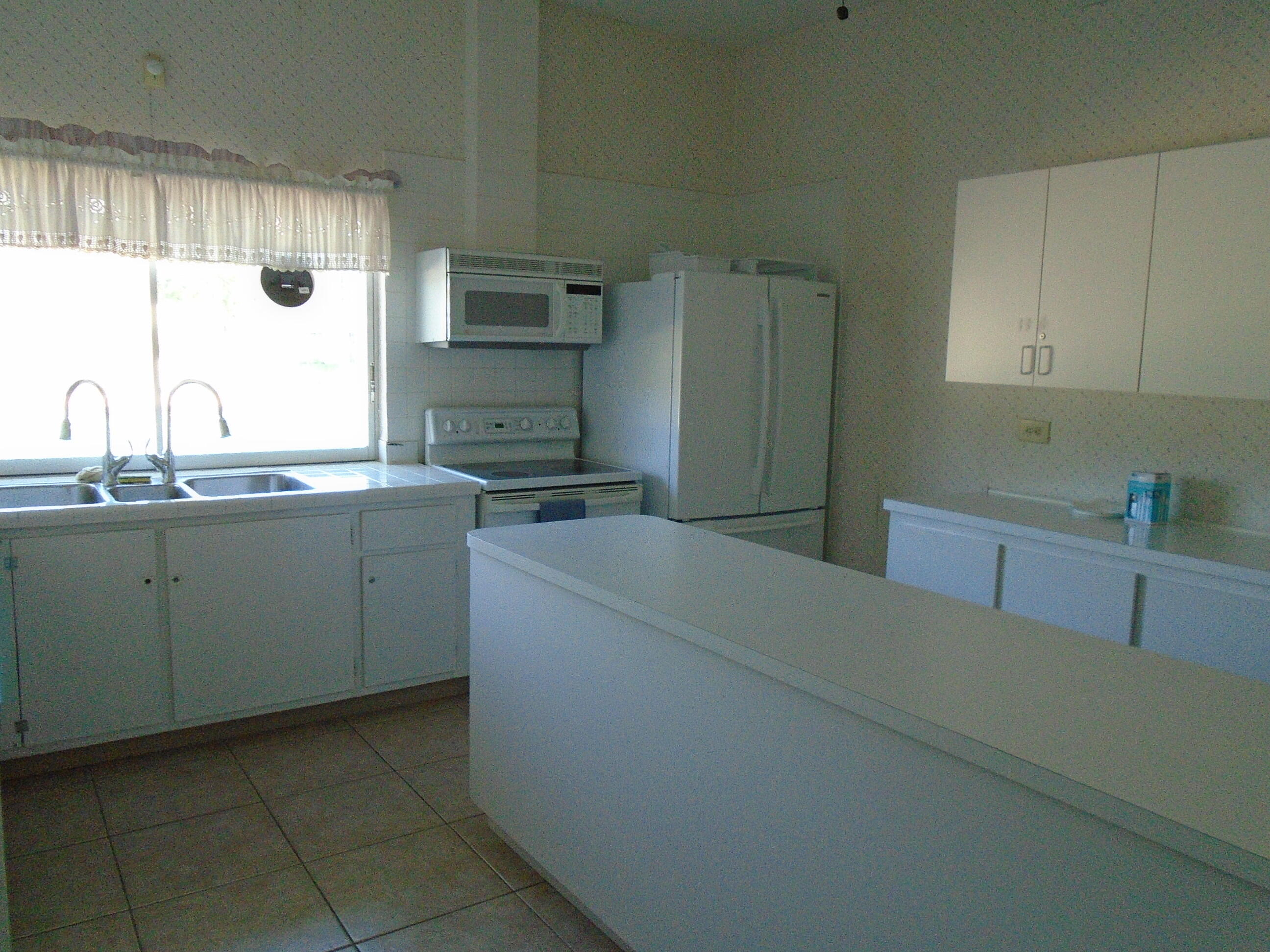 3500 Springdale Boulevard, Unit 304 Palm Springs, FL 33461 - Photo 27 of 34 DSC01252