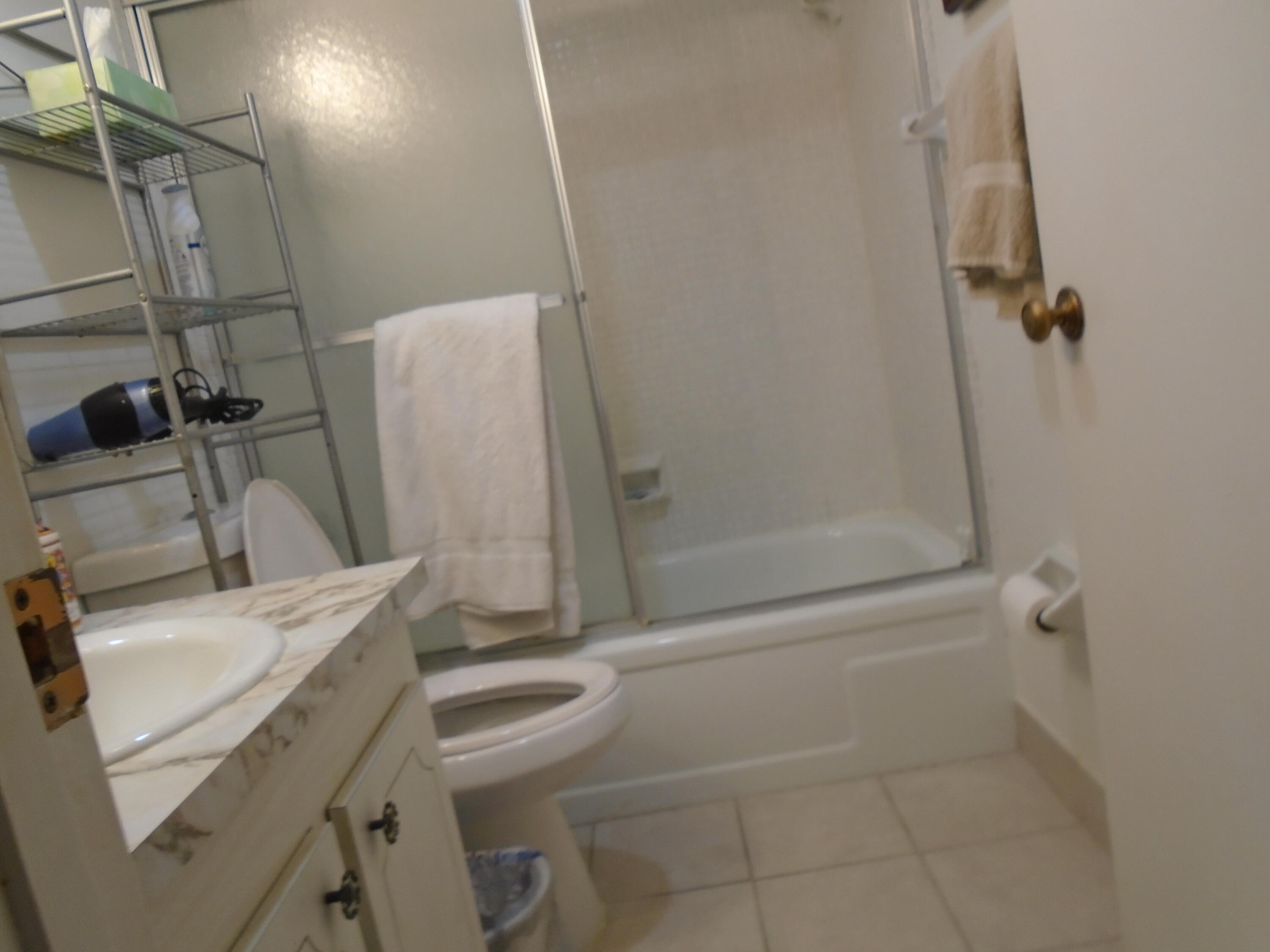 3500 Springdale Boulevard, Unit 304 Palm Springs, FL 33461 - Photo 10 of 34 DSC01875
