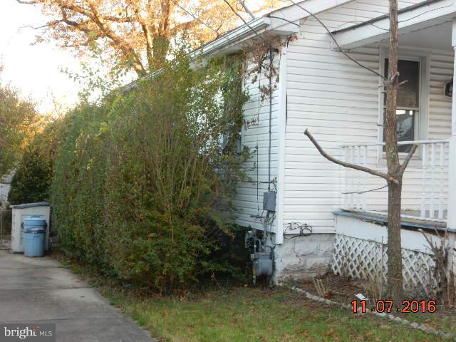 5417 Highview Road Baltimore, MD 21227 - Photo 2 of 12 Exterior (Rear)