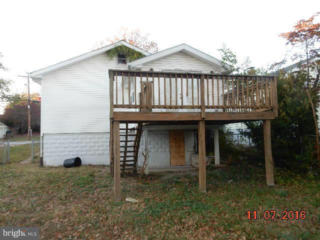 5417 Highview Road Baltimore, MD 21227 - Photo 3 of 12 Exterior (Rear)