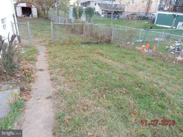 5417 Highview Road Baltimore, MD 21227 - Photo 4 of 12 Exterior (General)