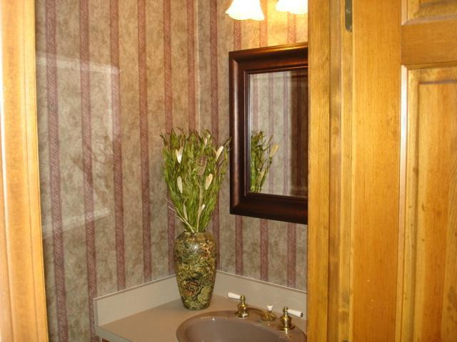6175 Lingane Road Chelsea, MI 48118 - Photo 11 of 37 Photo 11
