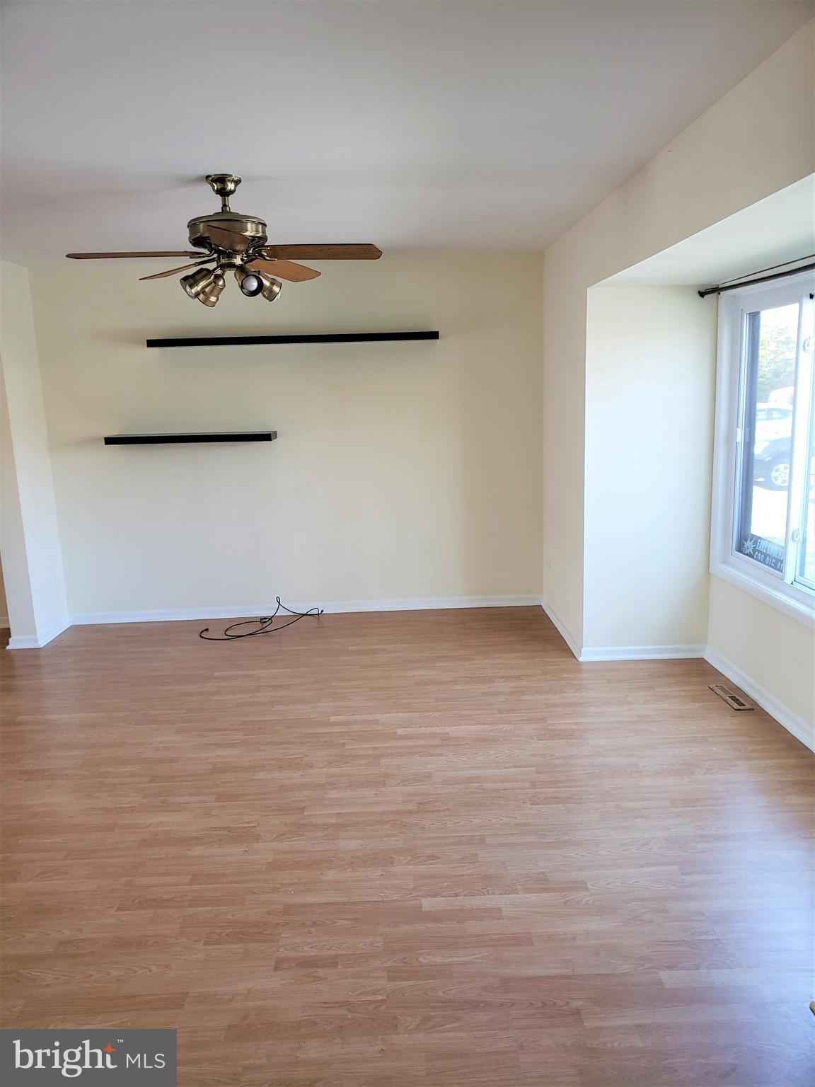 475 Fairfield Road East Windsor, NJ 08520 - Photo 2 of 22 Gallery Image 2