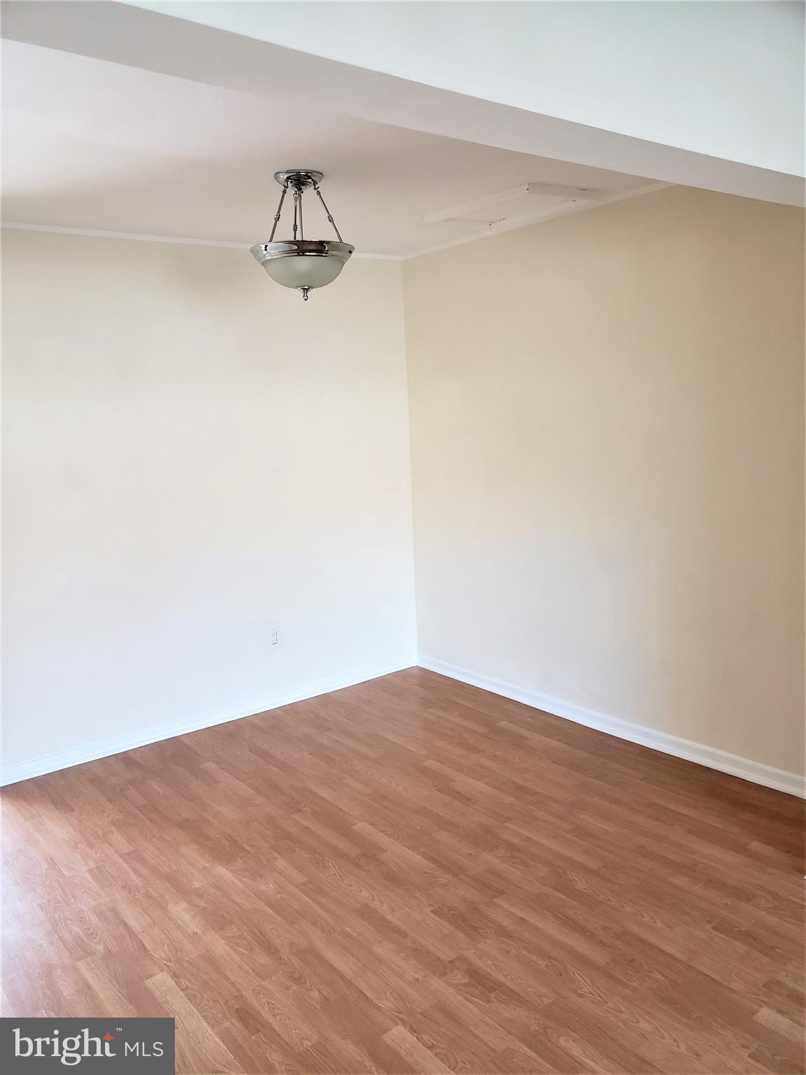 475 Fairfield Road East Windsor, NJ 08520 - Photo 3 of 22 Gallery Image 3