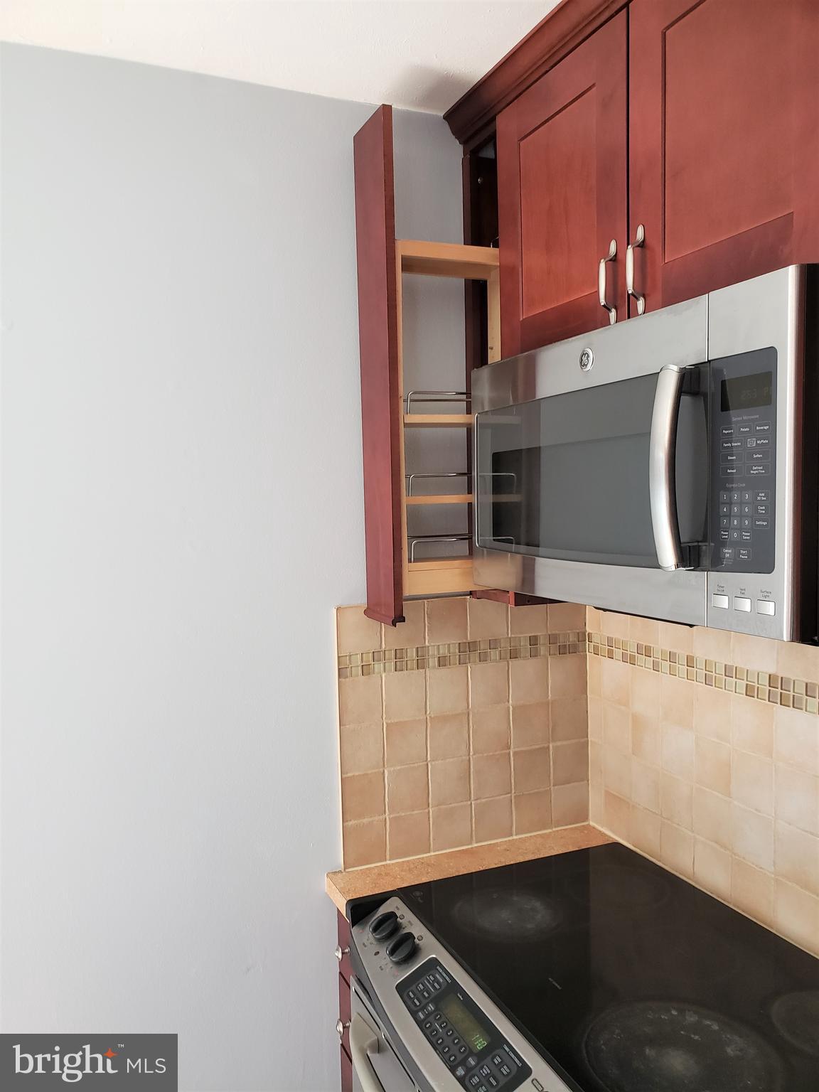475 Fairfield Road East Windsor, NJ 08520 - Photo 9 of 22 Gallery Image 9