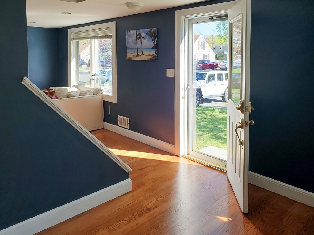 16 Griffin Road Peabody, MA 01960 - Photo 3 of 26 a room with window