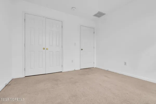 $450,000 | 723 Woodland Avenue, Burlington, NJ 08016