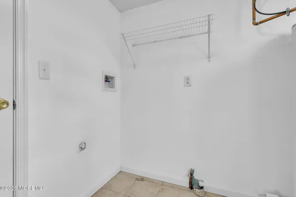 $450,000 | 723 Woodland Avenue, Burlington, NJ 08016