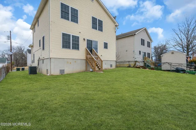 $450,000 | 723 Woodland Avenue, Burlington, NJ 08016