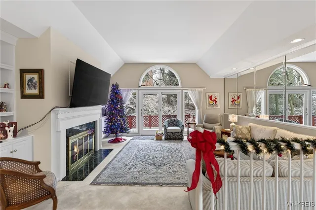 $560,000 | 35 Hampton Hill Drive, Amherst, NY 14221