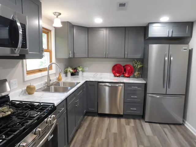 $205,500 | 271 Toni Street, Bourbonnais, IL 60914