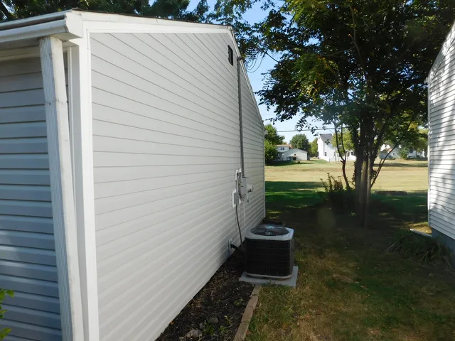 $205,500 | 271 Toni Street, Bourbonnais, IL 60914